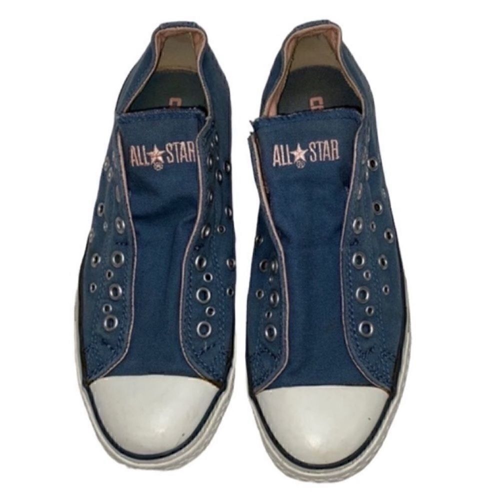 Converse Studded Blue Unisex Sneakers(Size 6
Men's,8 Women's)